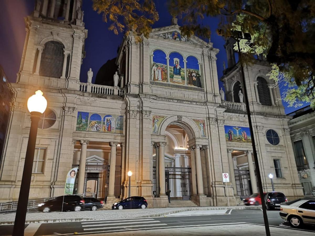 Ensolarado E Espacoso Quarto/Sala No Coracao De Poa بورتو أليغري المظهر الخارجي الصورة